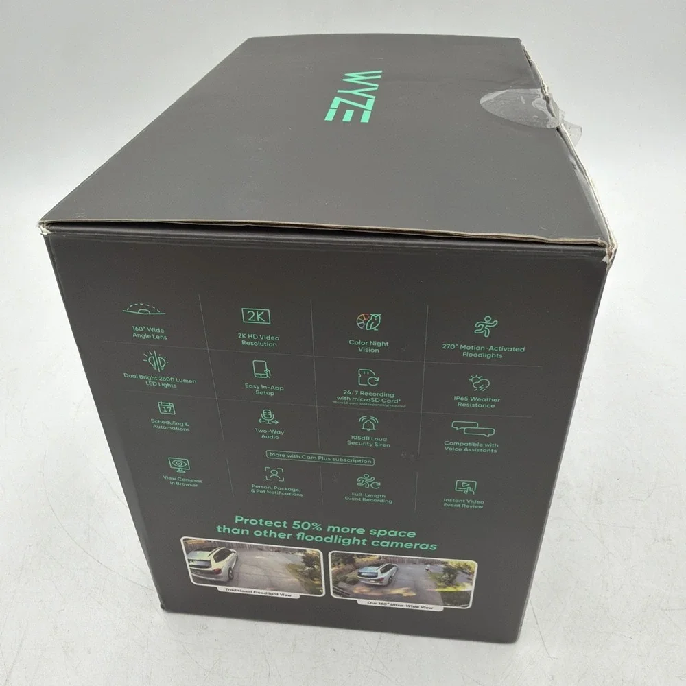 Wyze Cam Floodlight V2 Motion-Activated 2K HD Color Night Vision Camera